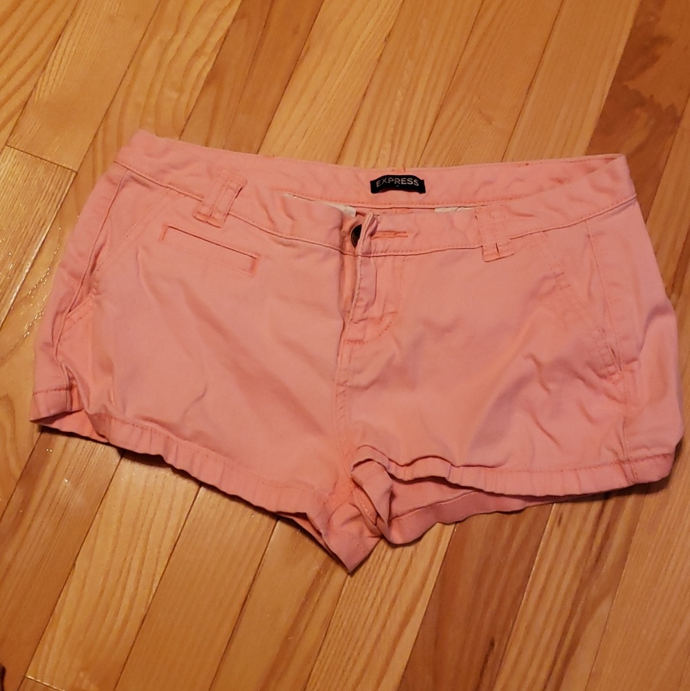 Express Shorts